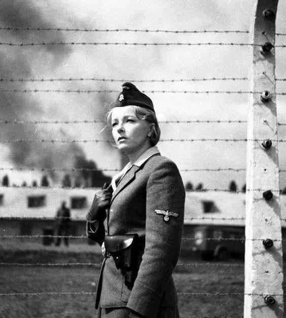 战争中的美少女,这么美,纳粹女军官