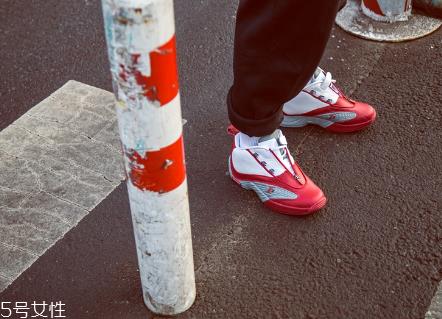 reebok answer 4艾弗森战靴铁盒限定版多少钱_购买方式 reebok answer 4艾弗森战靴铁盒限定版多少钱_购买方式