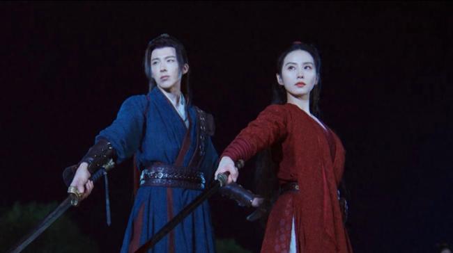 刘诗诗新剧《一念关山》今晚开播 绝美红衣雪中舞未播先火