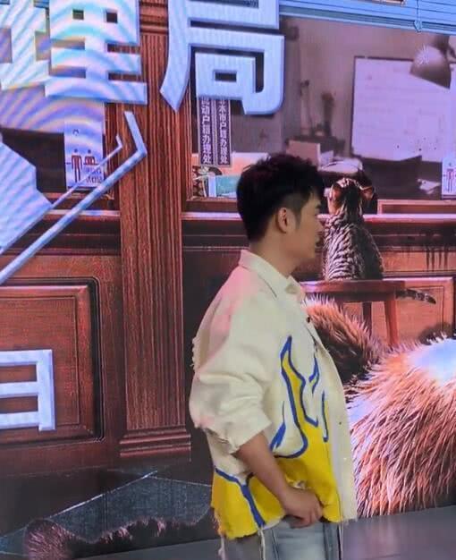 有一种显矮叫170斤的陈赫,看到全身照那一刻,确定有182?