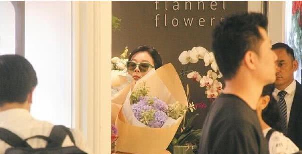 女神林青霞被曝已悄悄离婚 23年婚姻收下20亿分手费？