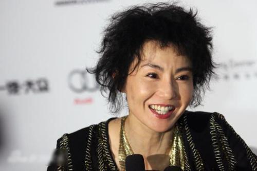 继草莓音乐节后，张曼玉要去央视春晚献唱了