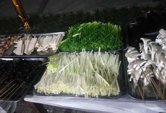 成都三圣乡这个农家乐太厉害! 58元自助海鲜烧烤任吃任喝~