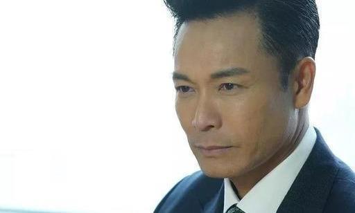 ​他靠演“傻子”获影帝，老婆是《西游记》的红孩儿，如今儿女双全