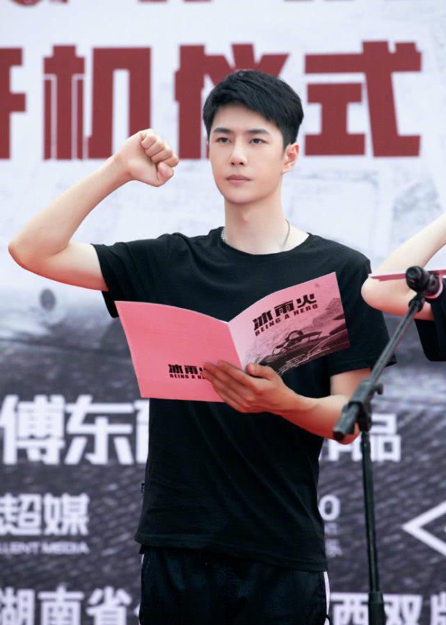 王一博拍戏剪掉长发,帅气短发也太man了,干净清爽少年感十足