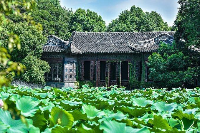 忘了苏州园林吧，去这样的私家园林，感受另类风格花园的风情