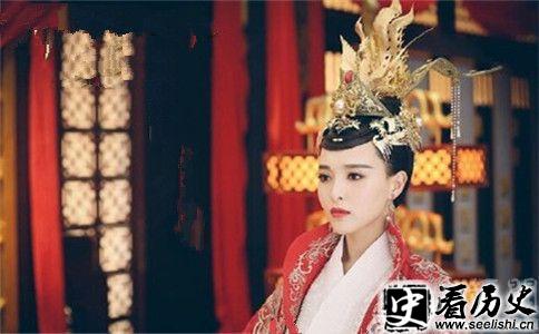 李未央/冯心儿剧照