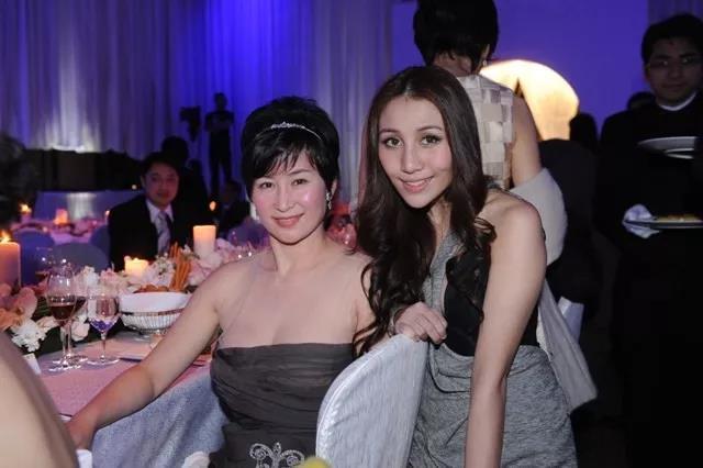 与同性传绯闻，被质疑吸毒，赌王的这个女儿身家已超15亿